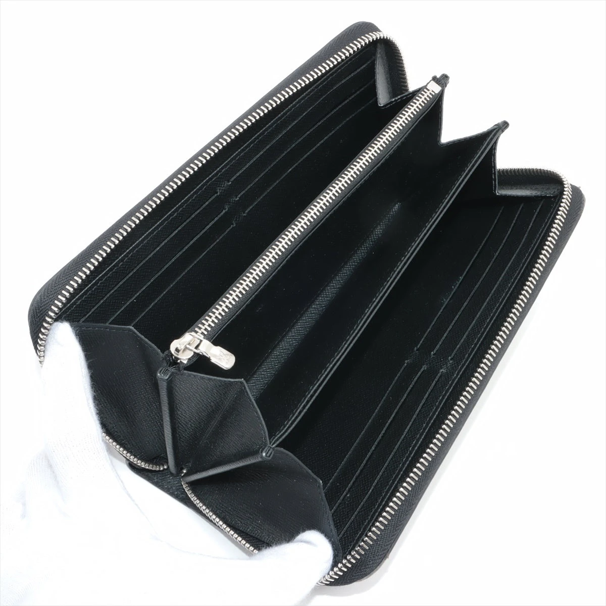 ヴィトン エピ ジッピーウォレット M61857 ノワール ラウンドジップ 