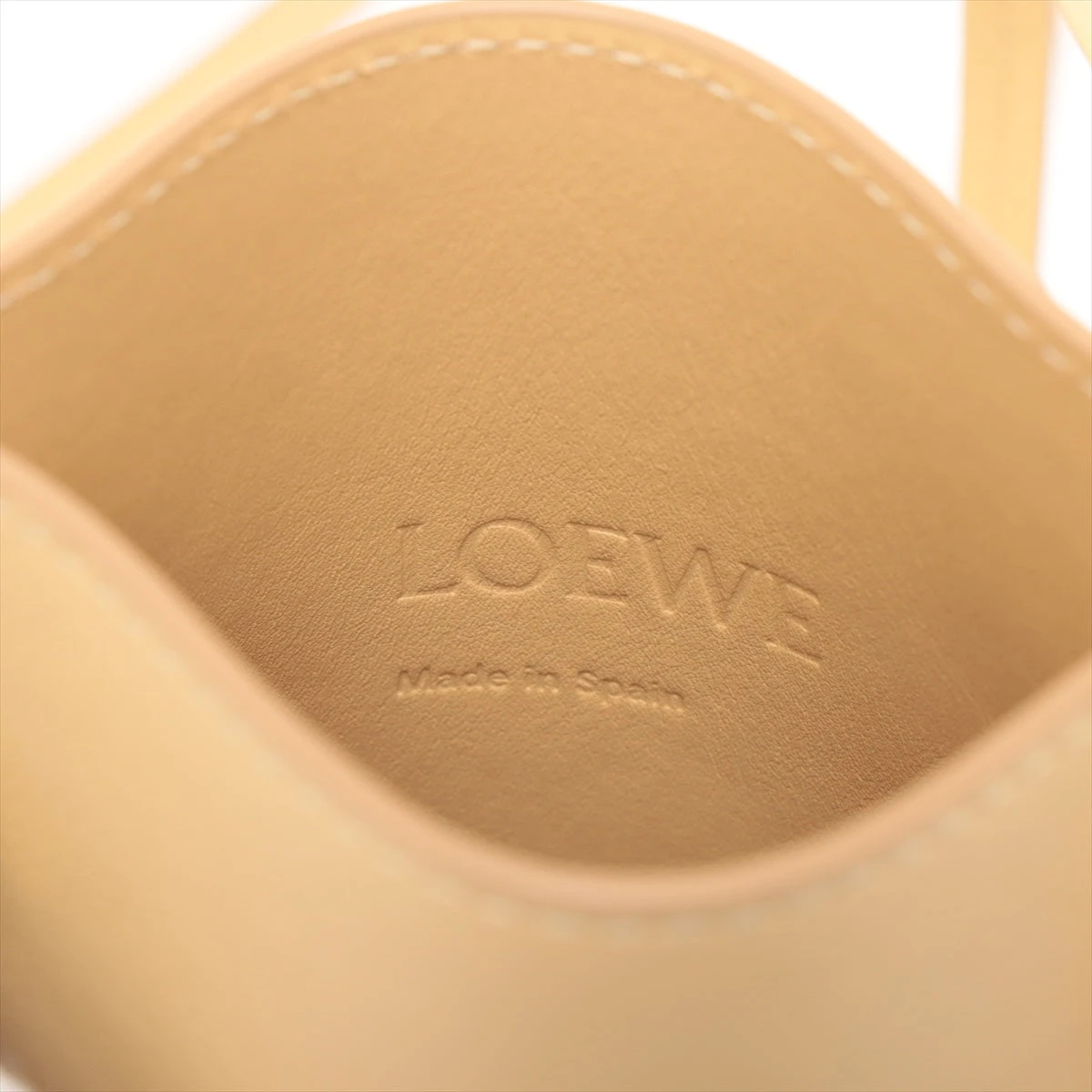 ロエベ ダイスポケット レザー ショルダーバッグ ベージュ A3184045