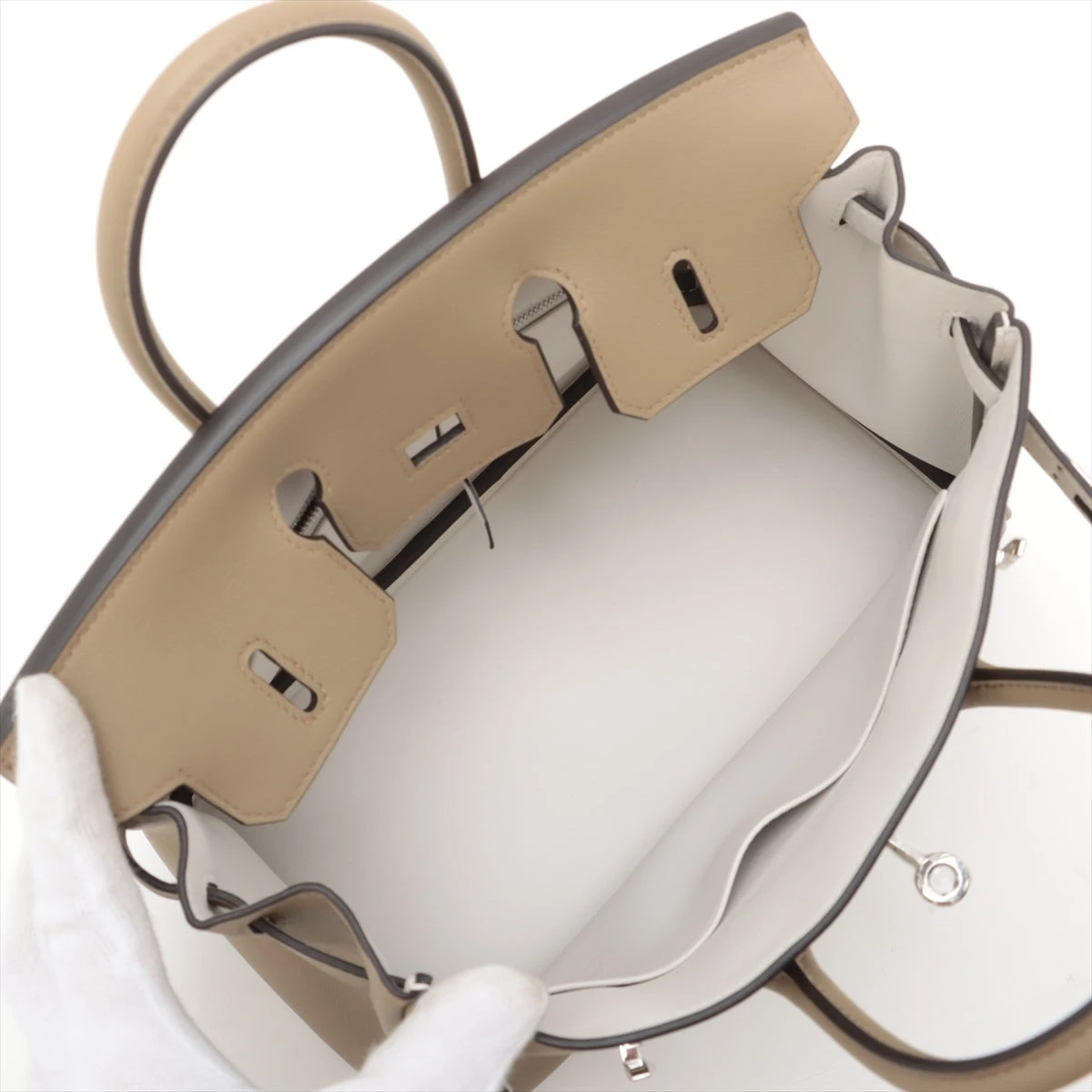 『新品未使用』HERMES カルヴィ ベージュマルファ HERMES 【新品未使用】エルメス カルヴィデュオ エバーカラー ベージュ