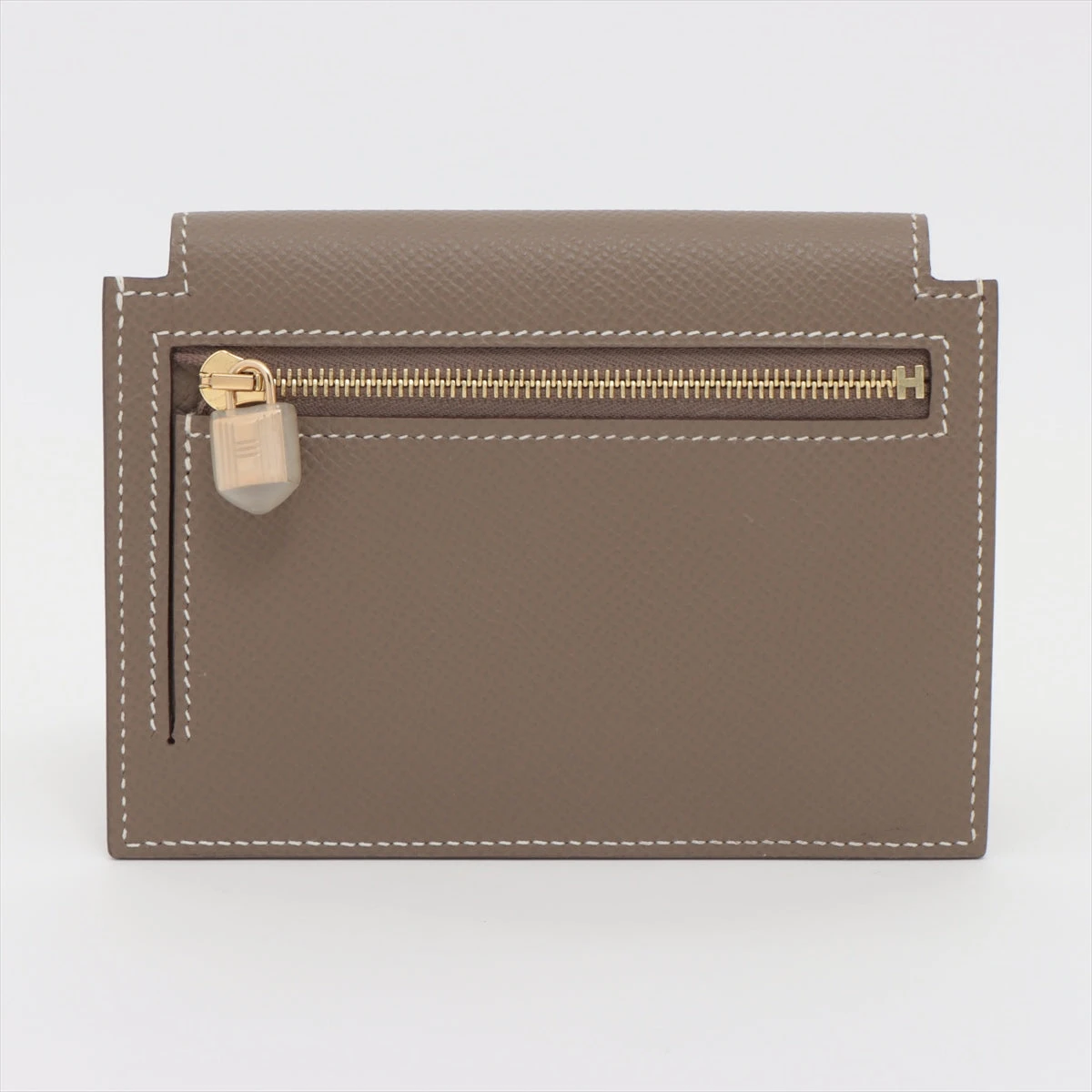 HERMES ケリーポケットコンパクト エトゥープ　ゴールド金具　エプソン HERMES （新品・未使用品）エルメス ケリー ポケット コンパクト