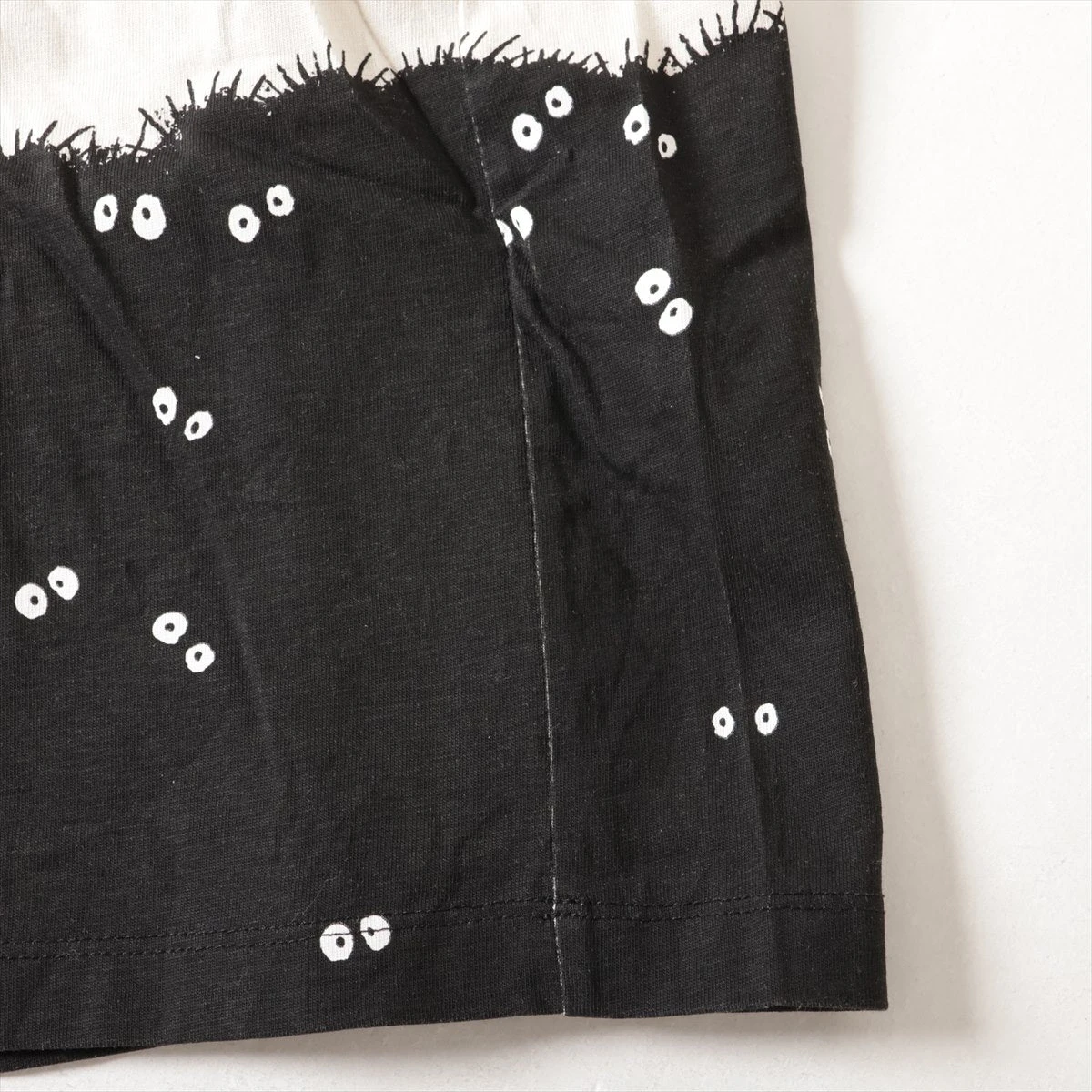ロエベ　まっくろくろすけ　Tシャツ LOEWE×スタジオジブリ まっくろくろすけ Tシャツ H848341X01