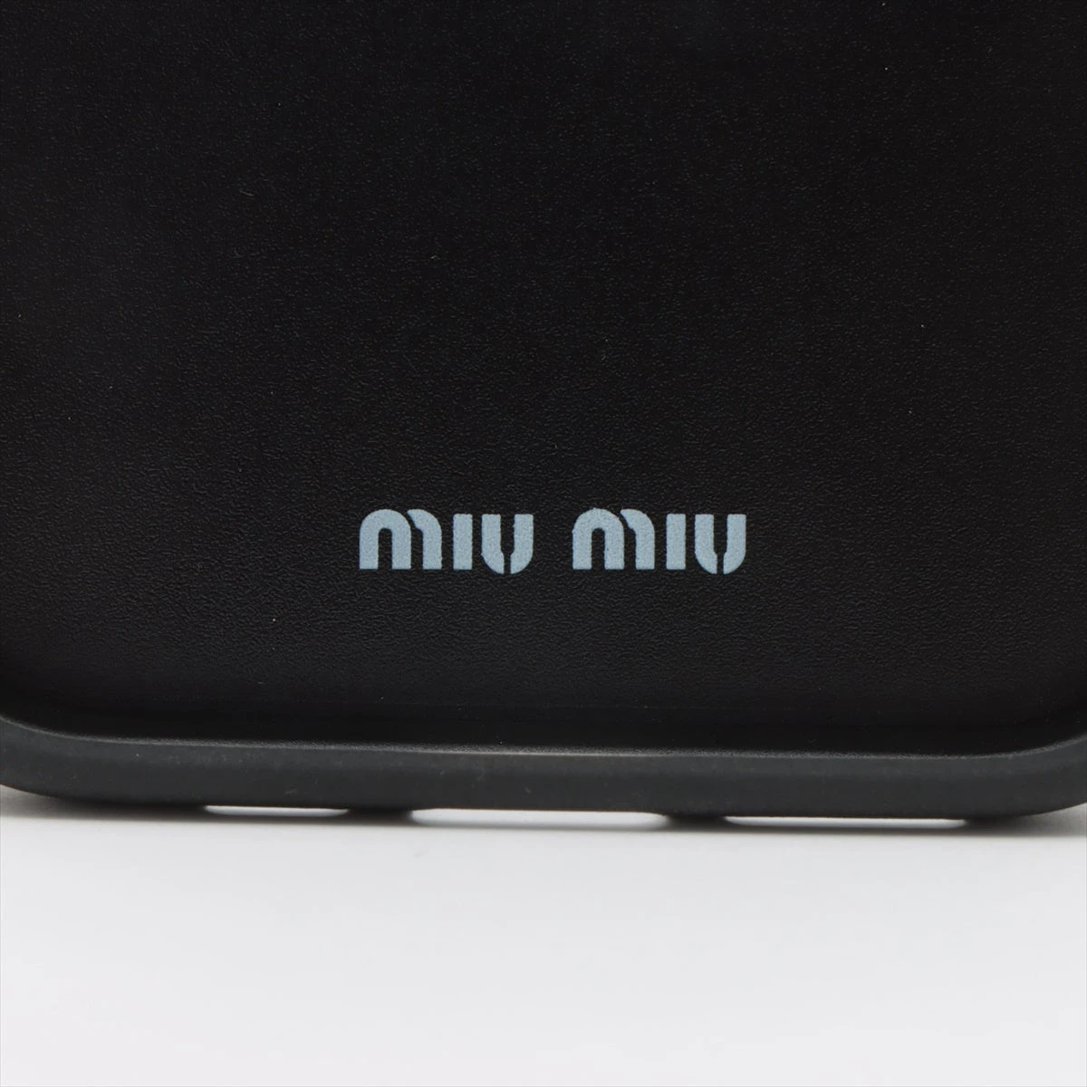 【新品未使用】Miu Miu iPhone15Pro ケース ブラック miu MIUMIU ミュウミュウ iPhone 15 Pro 専用ケース 5ZH181 2FPP