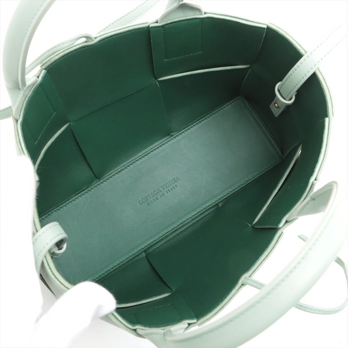 BOTTEGA VENETA ミニザポーチ レザー エメラルドグリーン（ボッテガ  