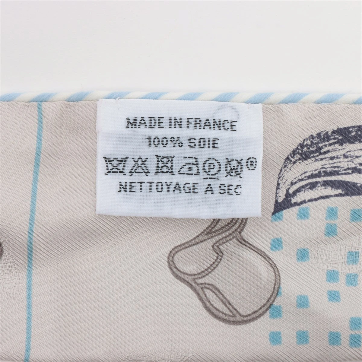 美品【HERMES】ツイリー　ガルドローブポップ　グレー　刺繍 美品【HERMES】ツイリー ガルドローブポップ グレー 刺繍 レディース
