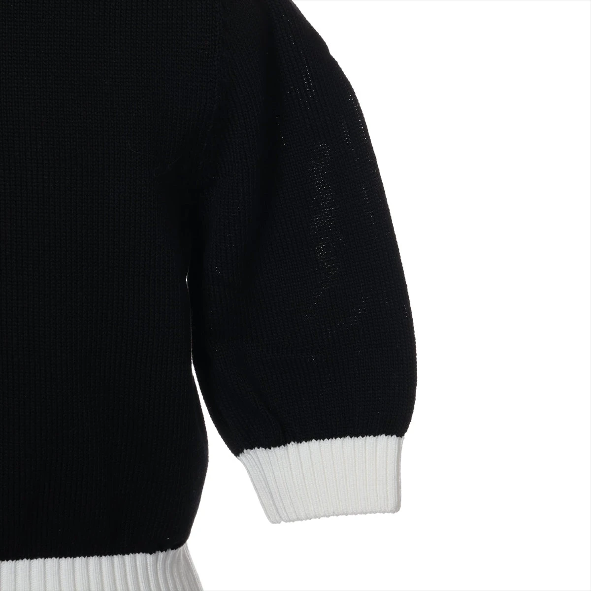 入手困難✨ プラダ 半袖ニット サマーニット ウール素材 ブラック セール】【unisex】ブラインドステッチ サマーニット / 半袖