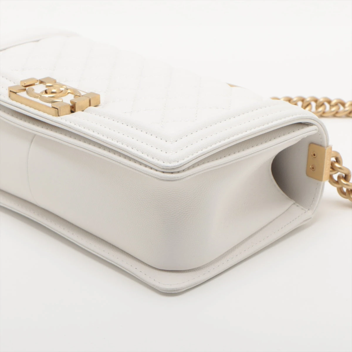 シャネル ボーイシャネル25 キャビアスキン チェーンショルダーバッグ