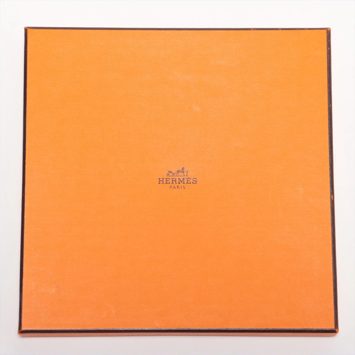 HERMES カレ90 大判スカーフ 24 FAUBOURG SECONDE HERMES - エルメス HERMES カレ90 24 FAUBOURG SECONDE 銀座店10