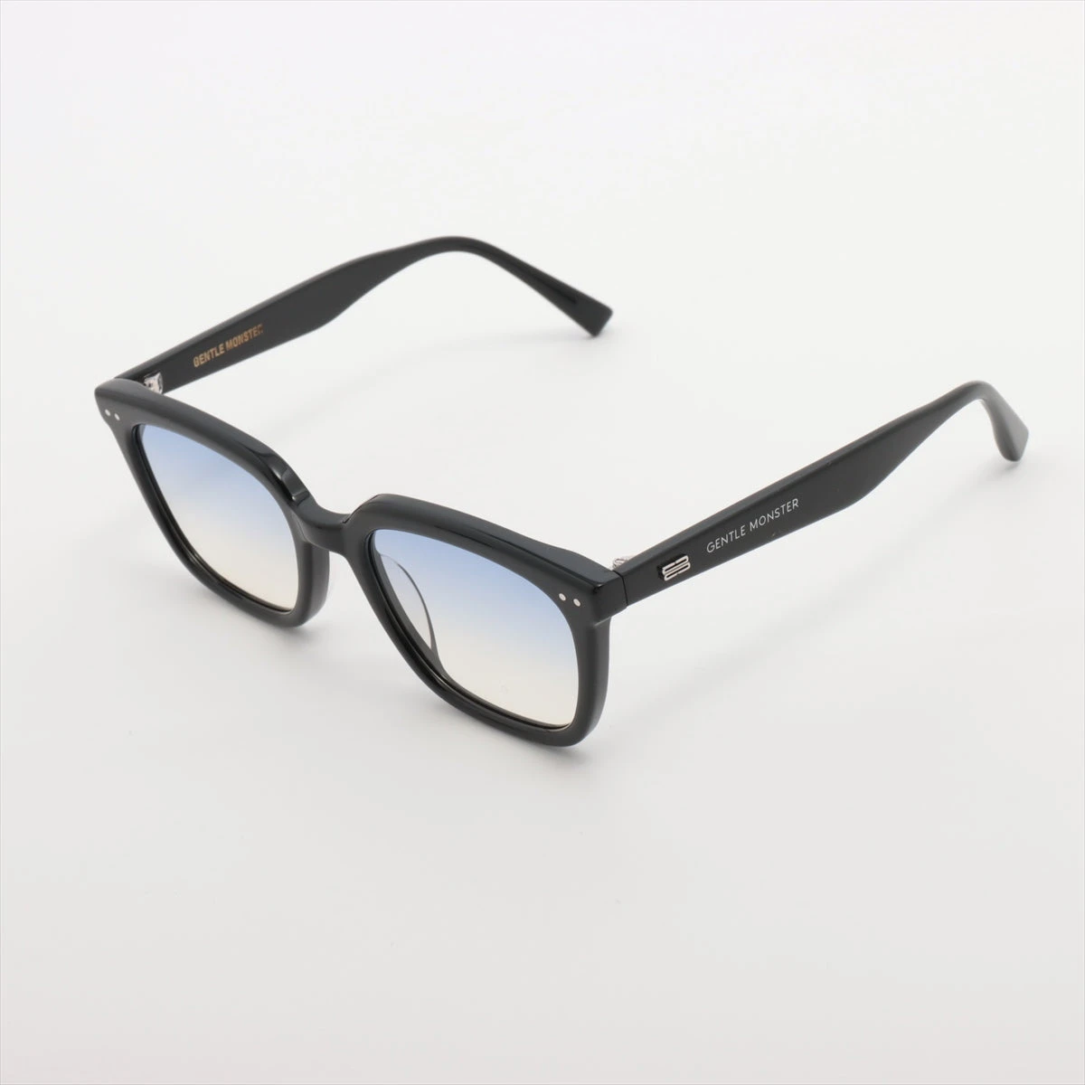 GENTLE MONSTER NOMA ブラック サングラス new Gentle Monster Noma 01 Black Frame Col. 1 + Black Zeiss
