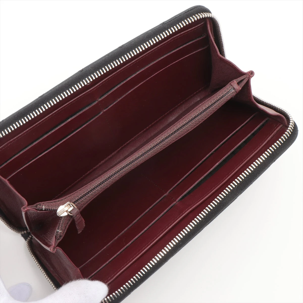 シャネル マトラッセ キャビアスキン ラウンドジップウォレット シルバー金具 シャネル マトラッセ キャビアスキン ラウンドジップウォレット