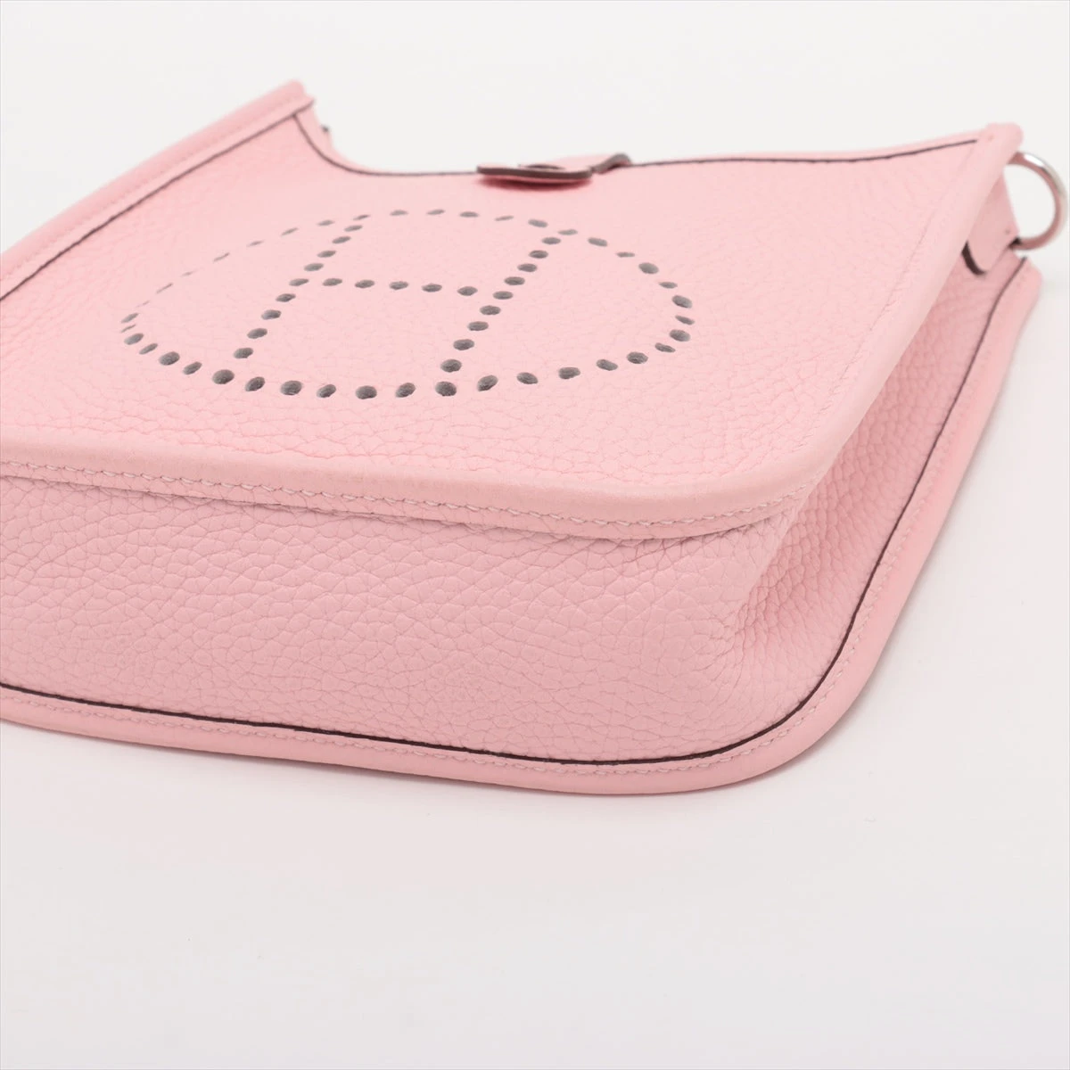美品 限定色 エルメス ローズサクラ エブリン Ⅲ 3 GM トリヨンクレマンス 楽天市場】【バッグ】HERMES エルメス エヴリントロワ エブリン