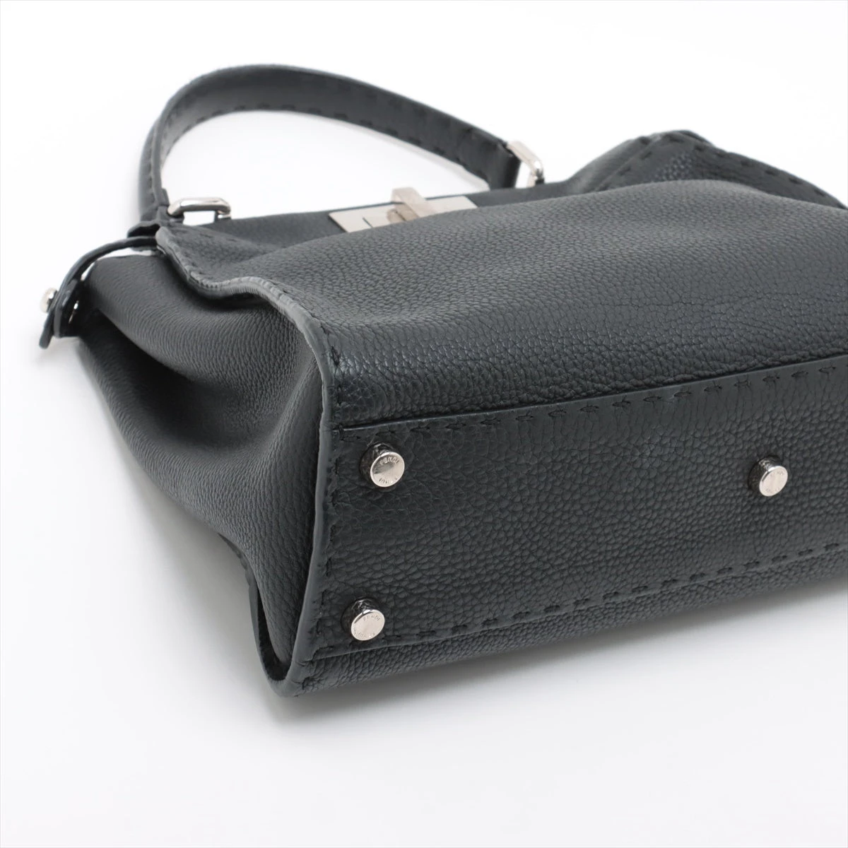 フェンディ 8BN290 ピーカブーレギュラー セレリア 2WAYバッグ 楽天市場】フェンディ FENDI ピーカブー セレリア 2way