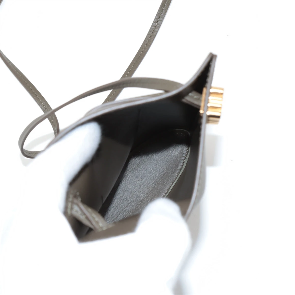 ロエベ ダイスポケット レザー ショルダーバッグ カーキ A3210345