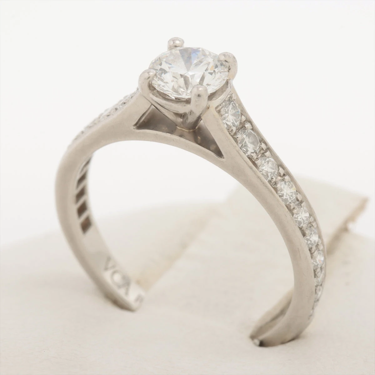 ヴァンクリーフ&アーペル ロマンスソリティア ダイヤ リング Pt950 3.2