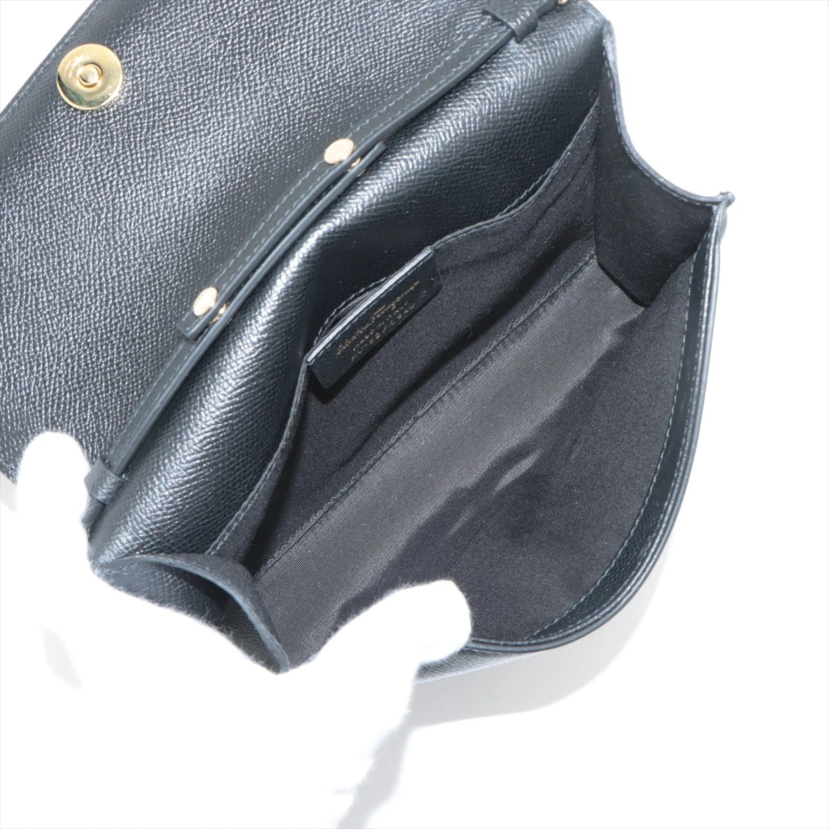 フェラガモ ヴァラリボン レザー チェーンショルダーバッグ