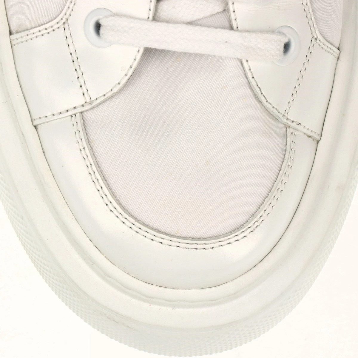 プラダ　マクロ リナイロンブラッシュドレザー スニーカー 白系　2EG376 8 プラダ マクロ ナイロン×レザー スニーカー 8 メンズ ホワイト