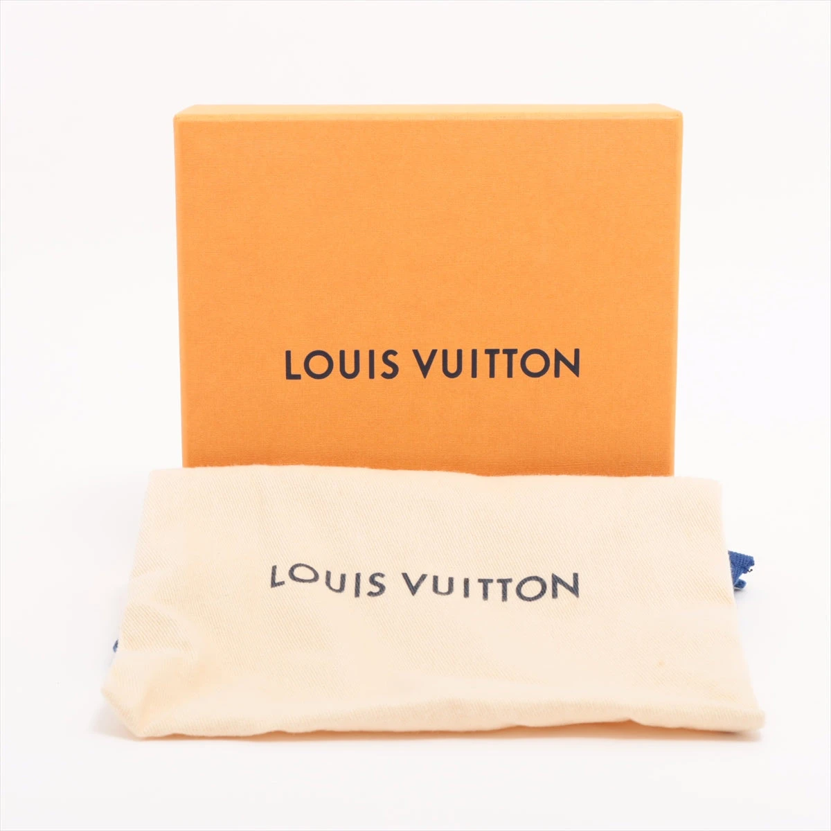 ①【付属品あり】ルイヴィトン ベルト サンチュール LVイニシャルリバーシブル LOUIS VUITTON 【中古】ルイヴィトン ベルト サンチュール LV