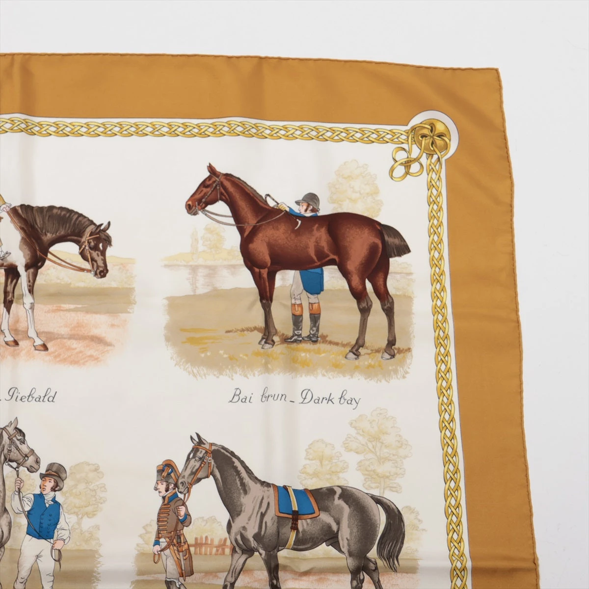 HREMES エルメス カレ 90 スカーフ LES ROBES 馬の毛色 エルメス カレ90 LES ROBES 馬の毛色 スカーフ シルク ブラウン