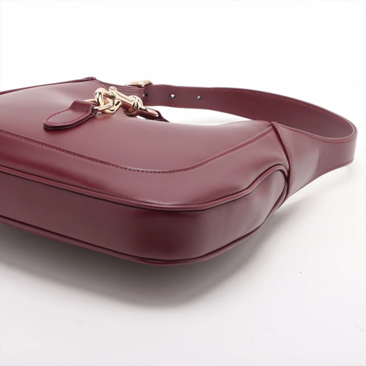 良品　GUCCI グッチ ショルダーバッグ　エナメル　レザー　ボルドー グッチ ジャッキー レザー ショルダーバッグ ボルドー 782849 A3227221