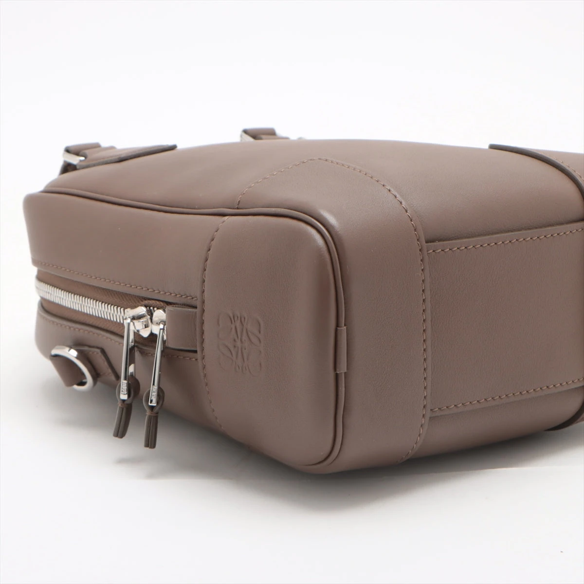 未使用品　ロエベ　ハンドバッグ　アマソナ 楽天市場】ロエベ アマソナ 未使用の通販