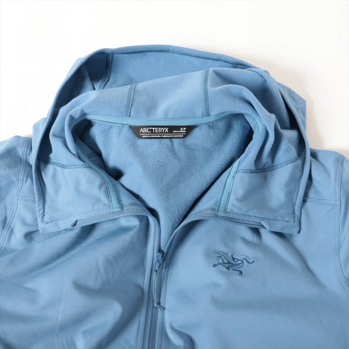 アークテリクス ポリエステル ジャケット S メンズ ブルー