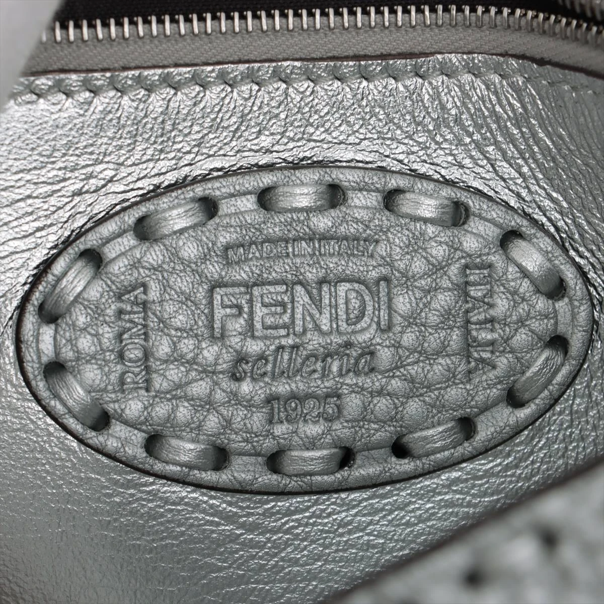 専用■フェンディ フラットバケット ショルダーバッグ セレリア ローマンレザー 2025年最新】fendi マンマバケット セレリアの人気アイテム