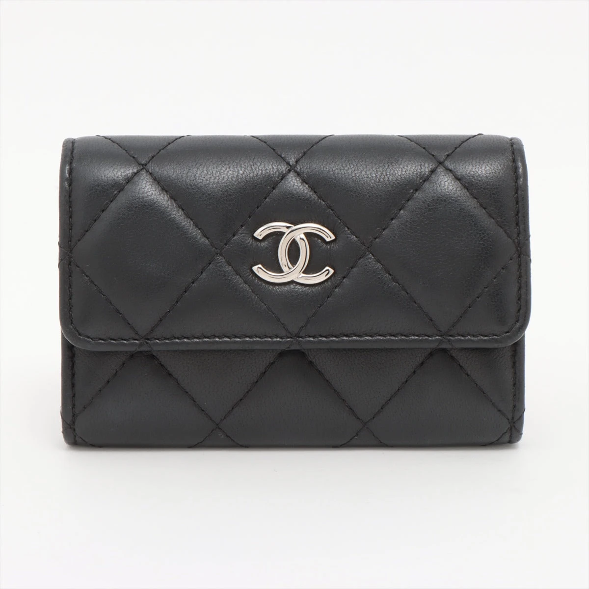 シャネル マトラッセ ラムスキン カードケース フラップ ブラック