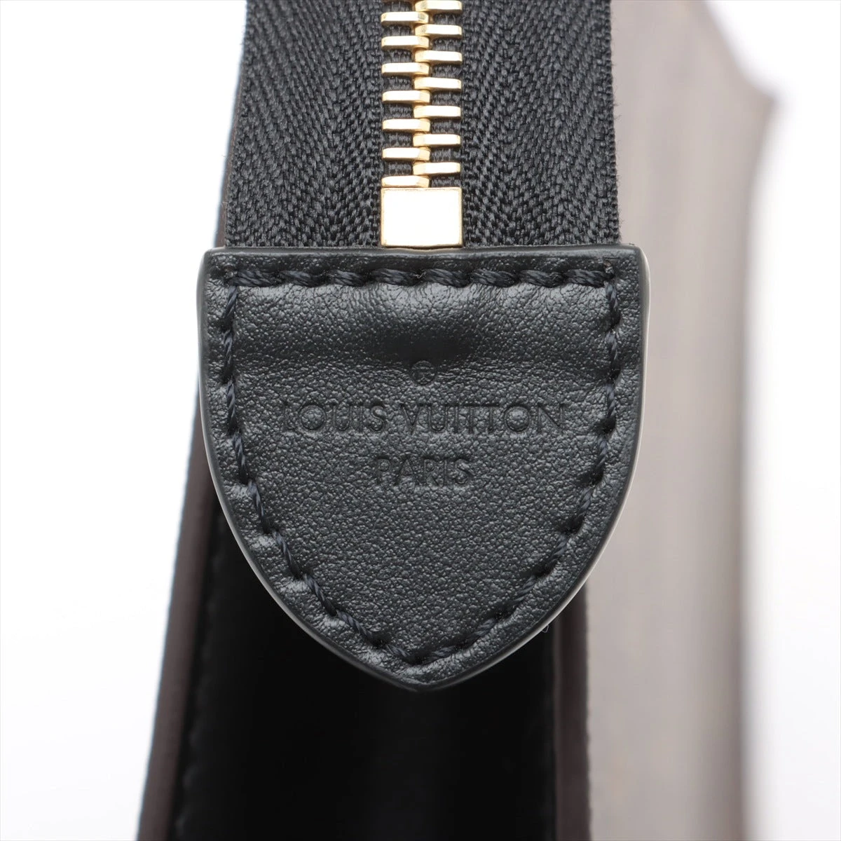 66790923_6