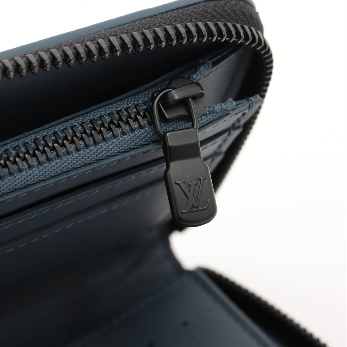 【新品同様/RFID】ルイヴィトン モノグラム・シャドウ ジッピーウォレット ルイヴィトン モノグラム ジッピー・ウォレット 長財布 M60017