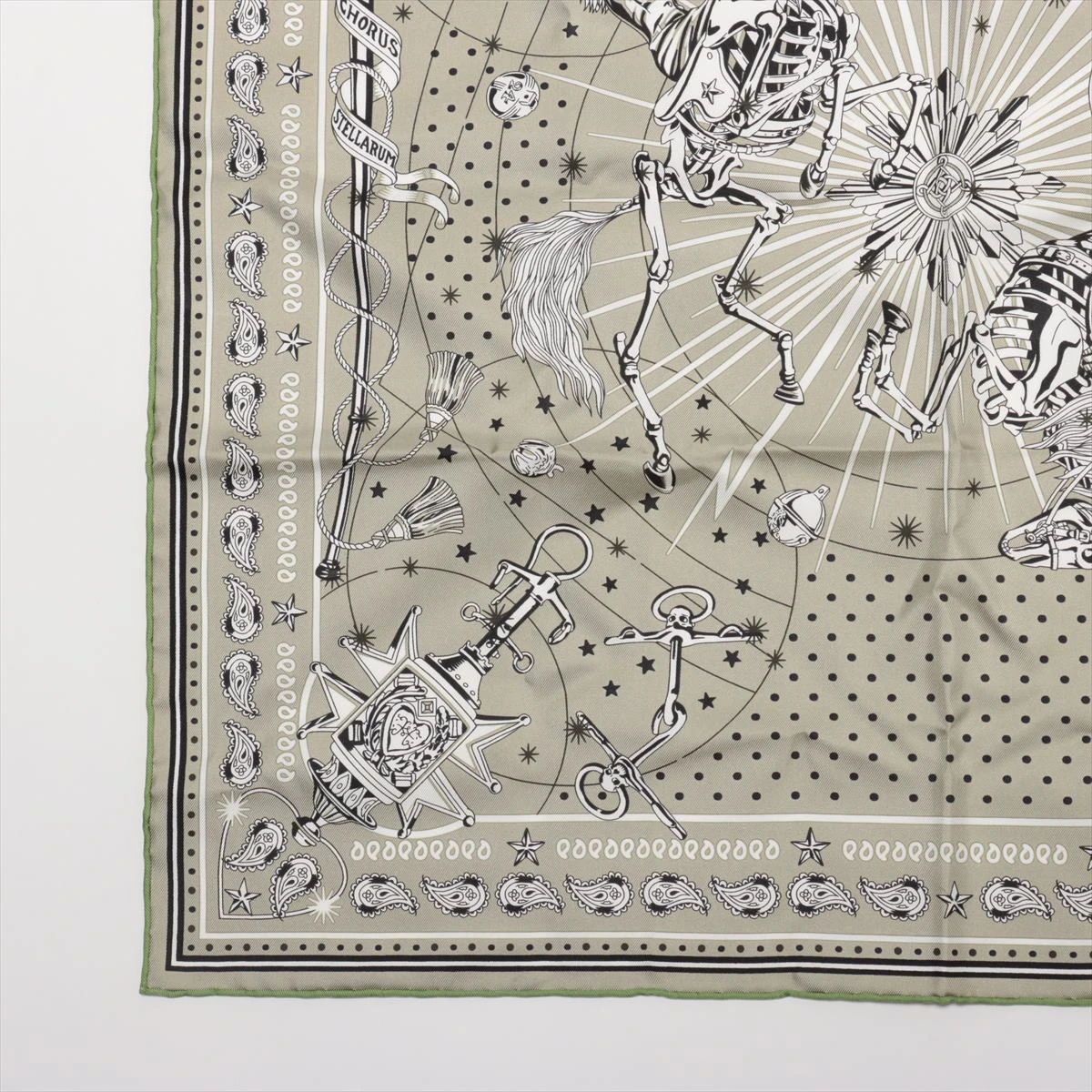 HERMES コーラス・ステラルム スカーフ　カシシル 楽天市場】【未使用】HERMES エルメス Chorus Stellarum Bandana