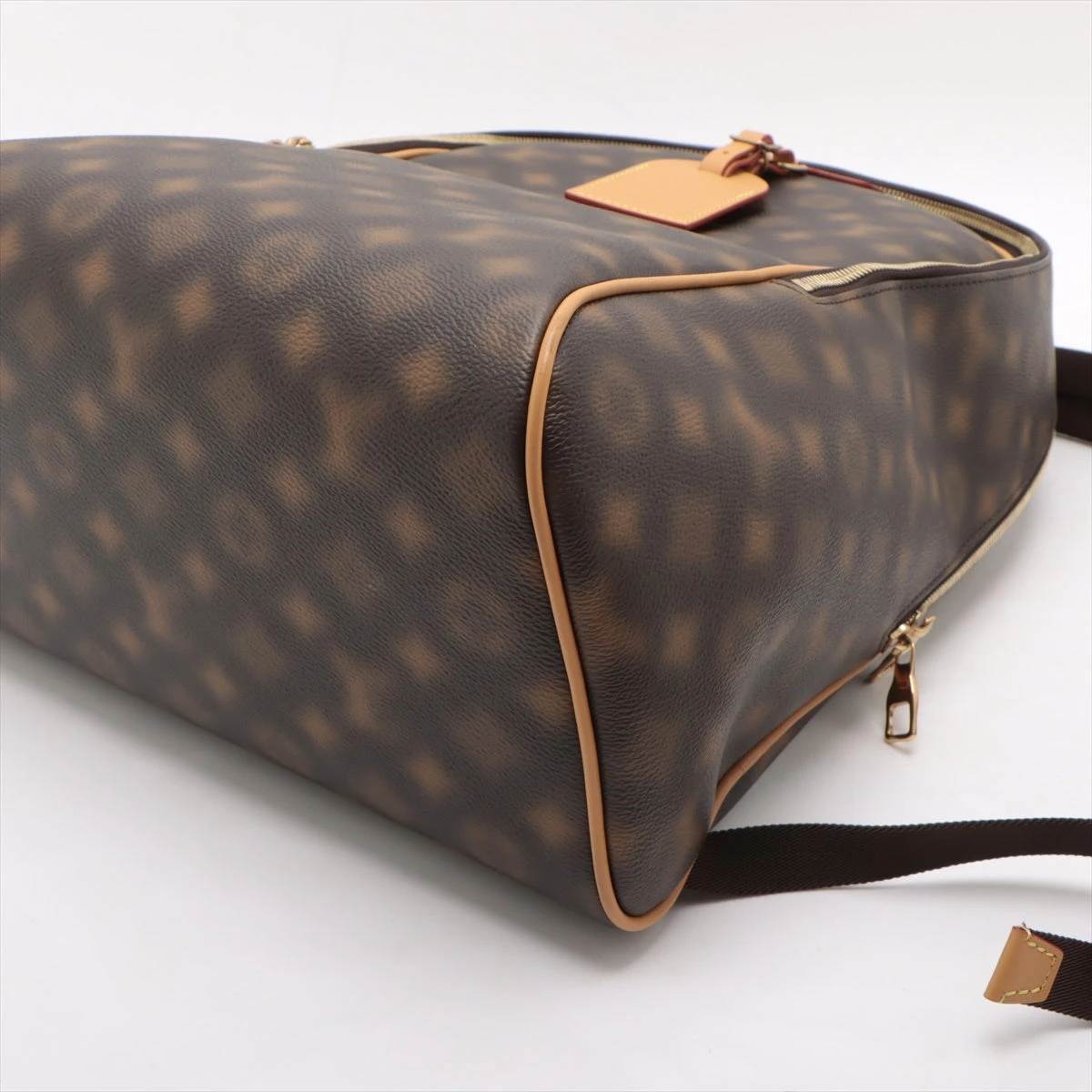 ヴィトン ディスイズノットモノグラム エリプス バックパック