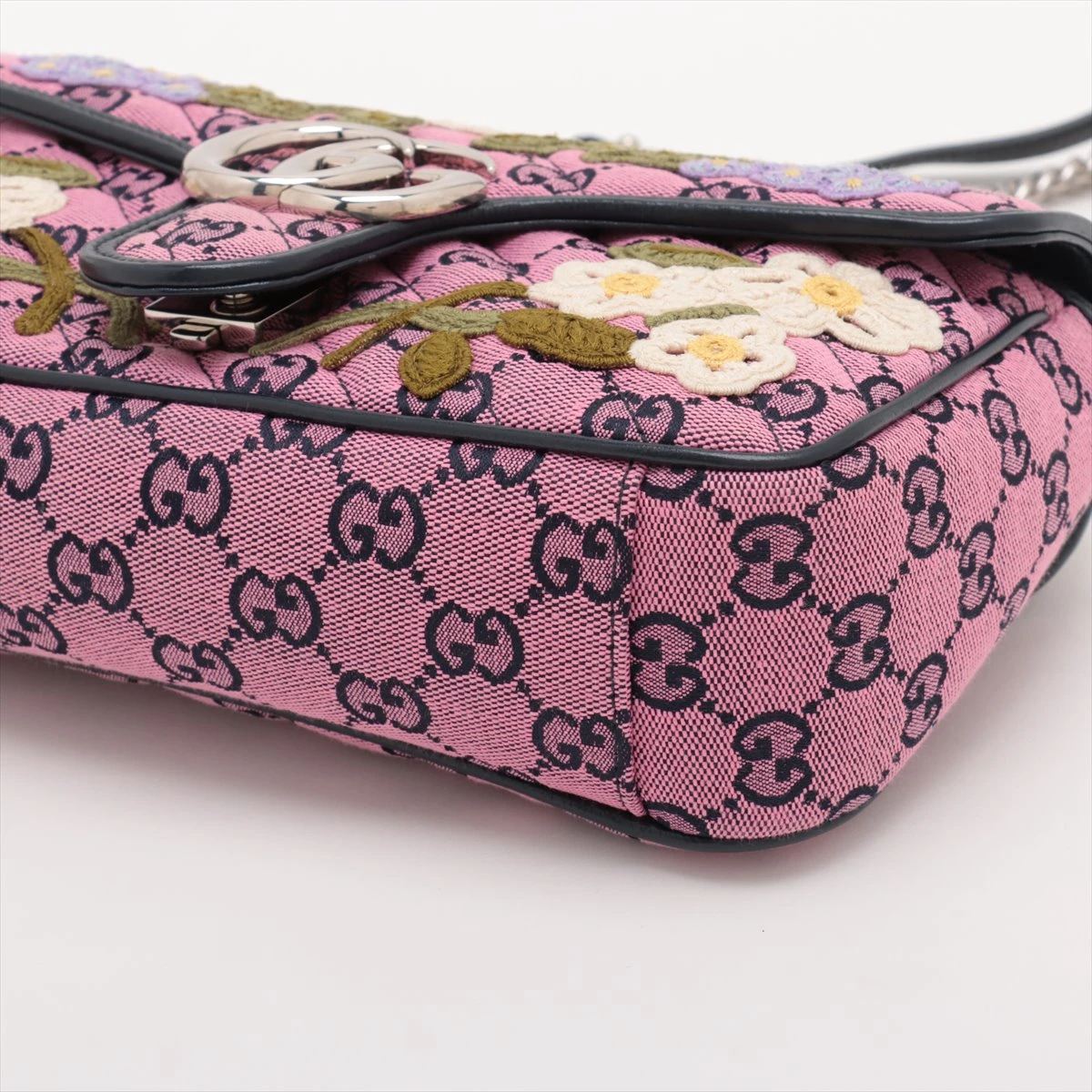 グッチ GGキャンバス GGマーモント チェーンショルダーバッグ ピンク  