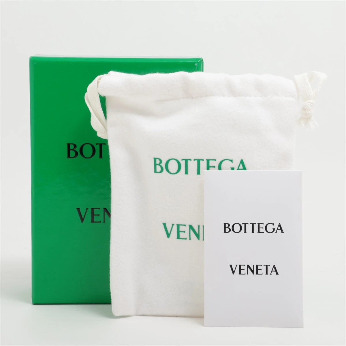 ボッテガヴェネタ マキシイントレチャート レザー コインケース