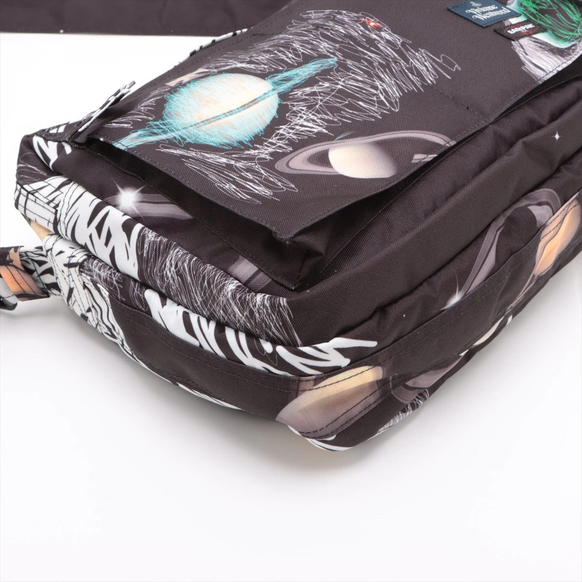 美品✨ヴィヴィアンウエストウッド　2wayショルダーバッグ マルチカラー Amazon | Vivienne Westwood ヴィヴィアン ウエストウッド