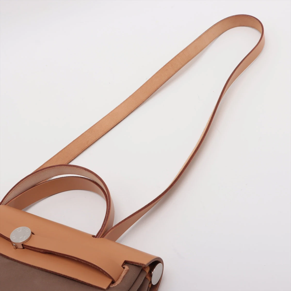 国内発送エルメス エールバッグジップレザー＆トワル50 エルメス エールバッグジップPM トワルミリタリー×レザー
