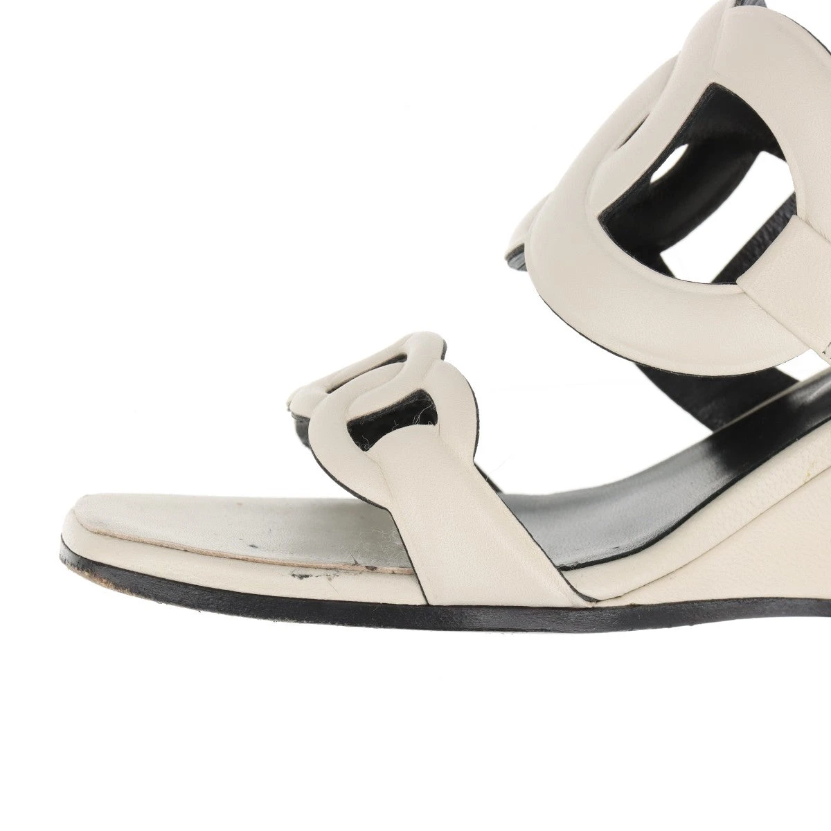 エルメス ホワイト レザーサンダル 38.5 日本サイズ24.5〜25.0 エルメスレザーホワイトサンダル、約23cm、箱・布袋付き（一度のみ使用