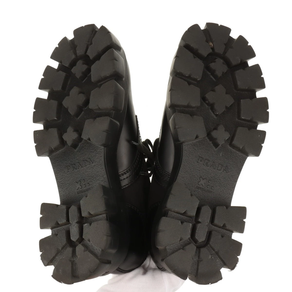 PRADA ブラック　レザーシューズ　9 Prada レザーシューズ | ブラック | FARFETCH JP