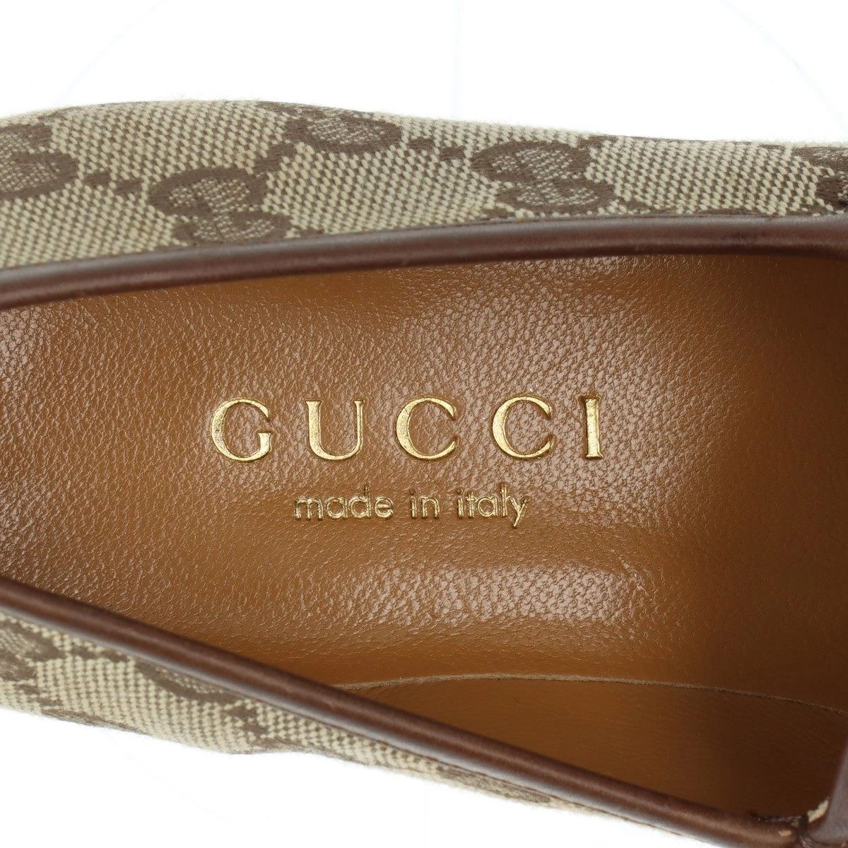 未使用級✨️ GUCCI ベージュキャンバス メタリックロゴ ローファー GGロゴ 中古・古着通販】GUCCI (グッチ) GGキャンバス シェリーライン