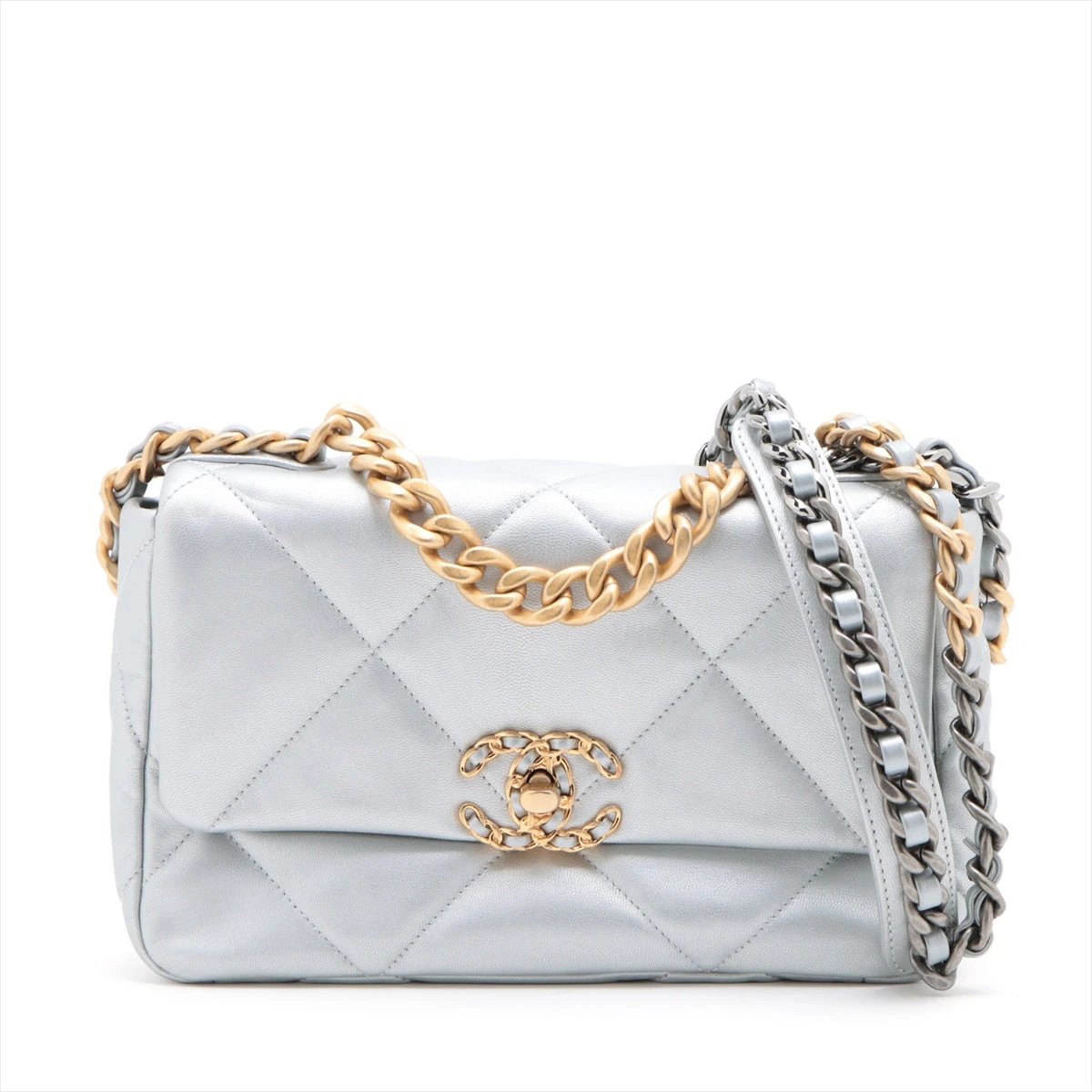CHANEL 19 バッグ レア　美品　シルバー CHANEL 19 バッグ レア美品シルバー-洋服まとめ売り