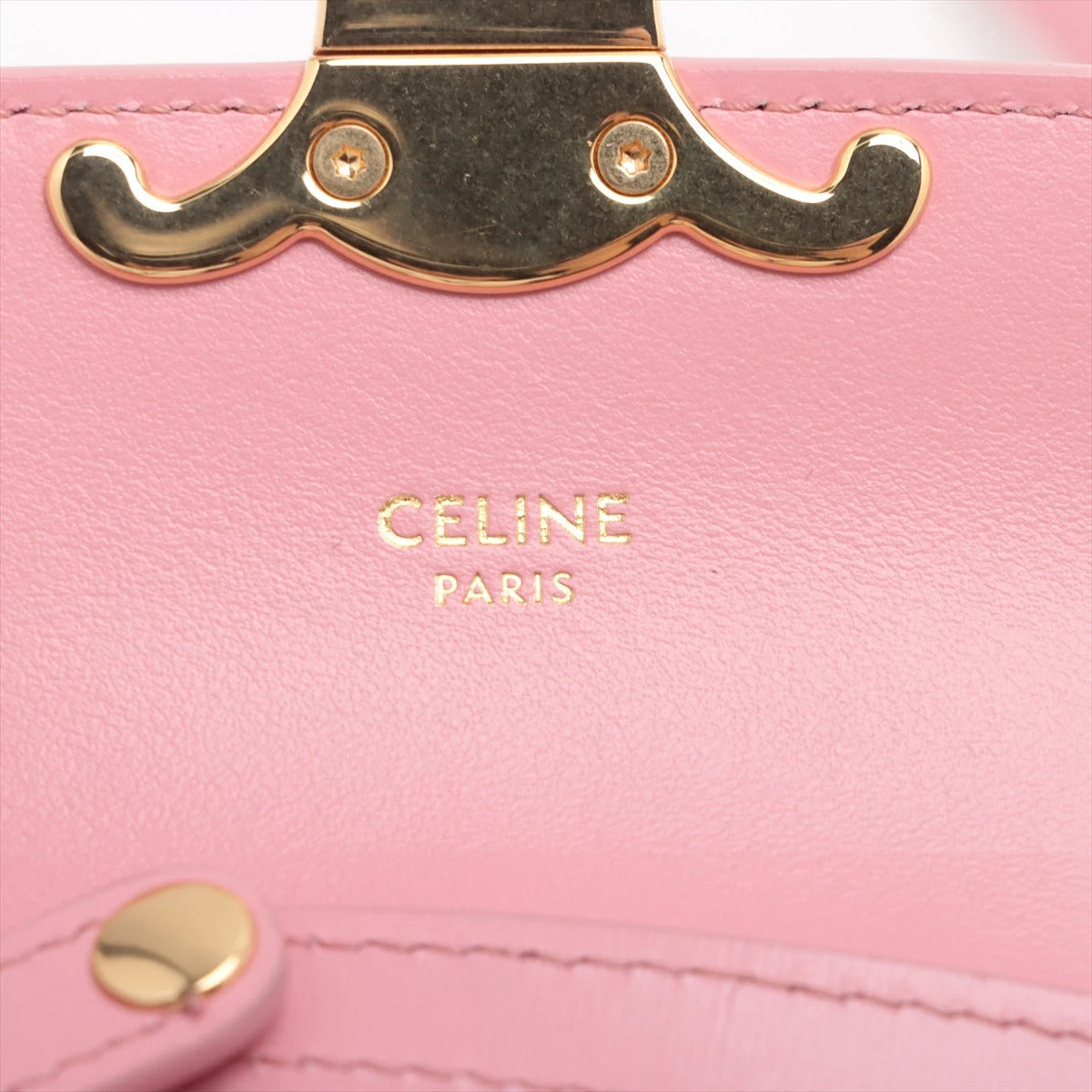 【CELINE】セリーヌ ティーン トリオンフ バッグ ピンク Celine Teen Triomphe Bag - Luxe Du Jour