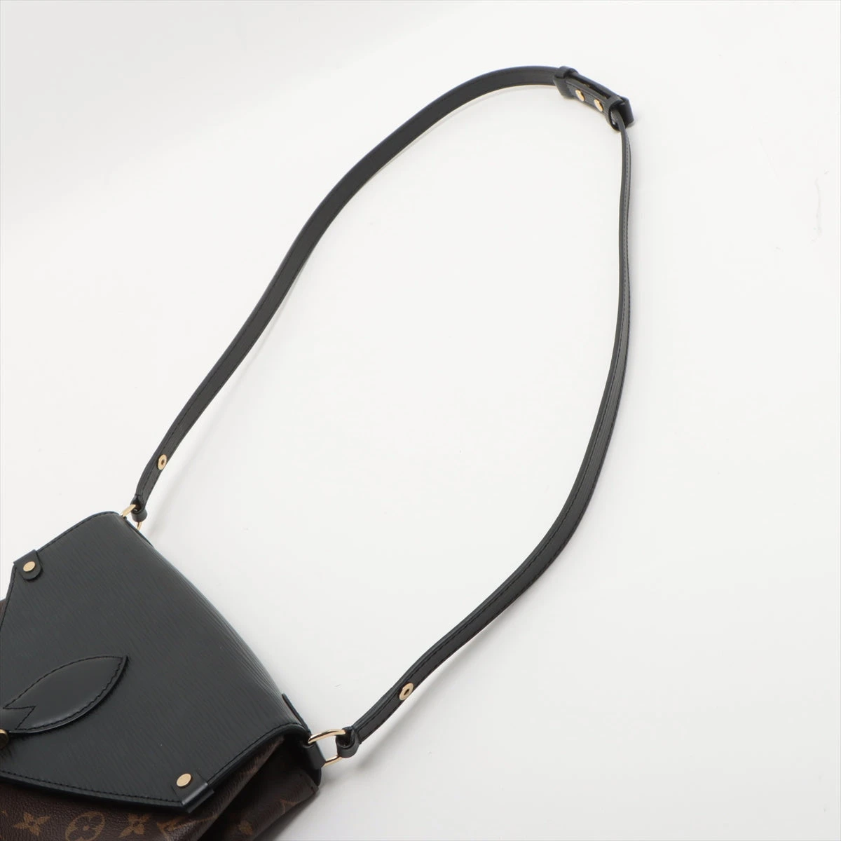 ヴィトン モノグラム サンミシェル M44030 A3257482｜中古ブランド品