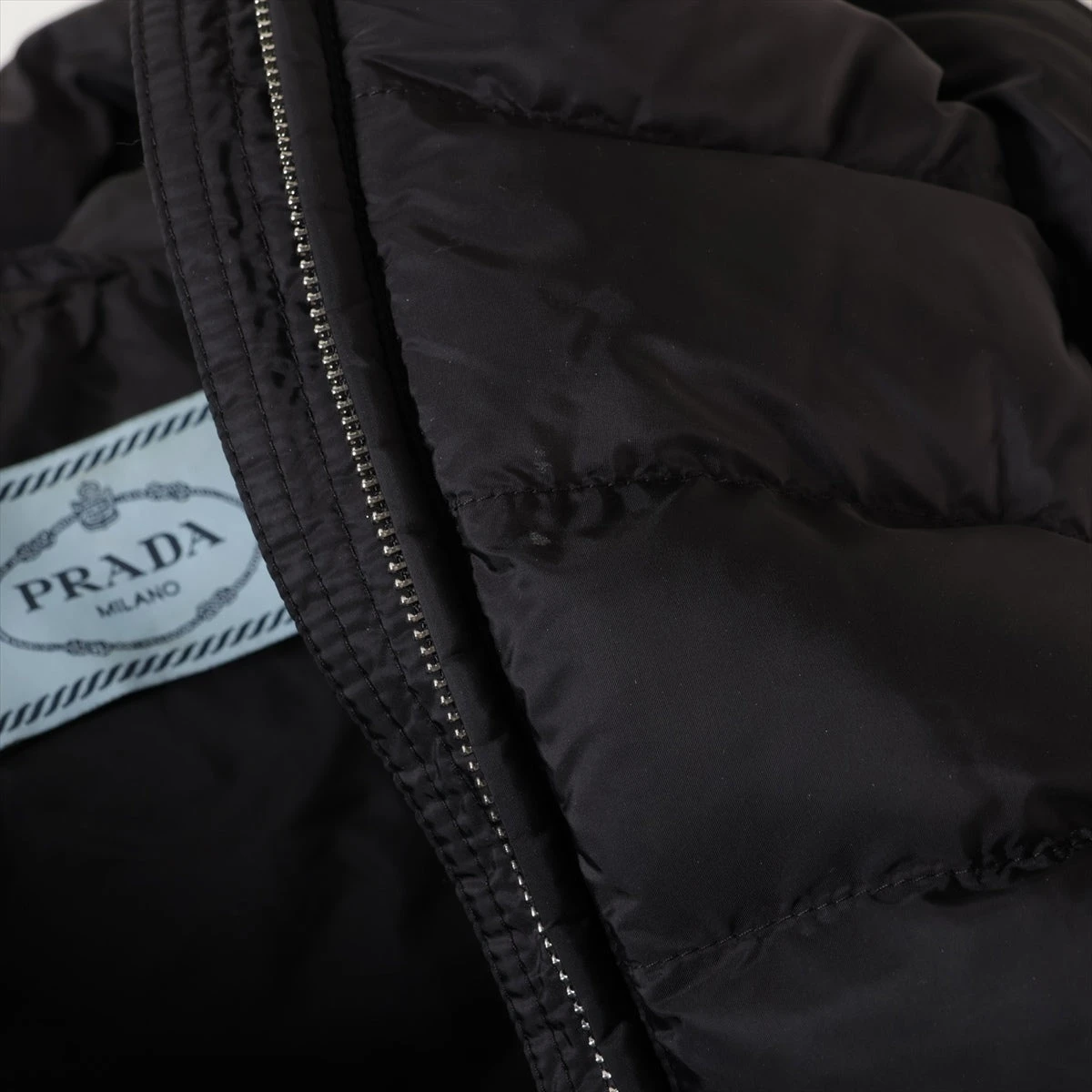 【未使用】ブラックアンドホワイト 2WAY ナイロンジャケット ベスト L PRADA プラダ カーゴベスト SGC2611 WQ8 メンズ Re-Nylon