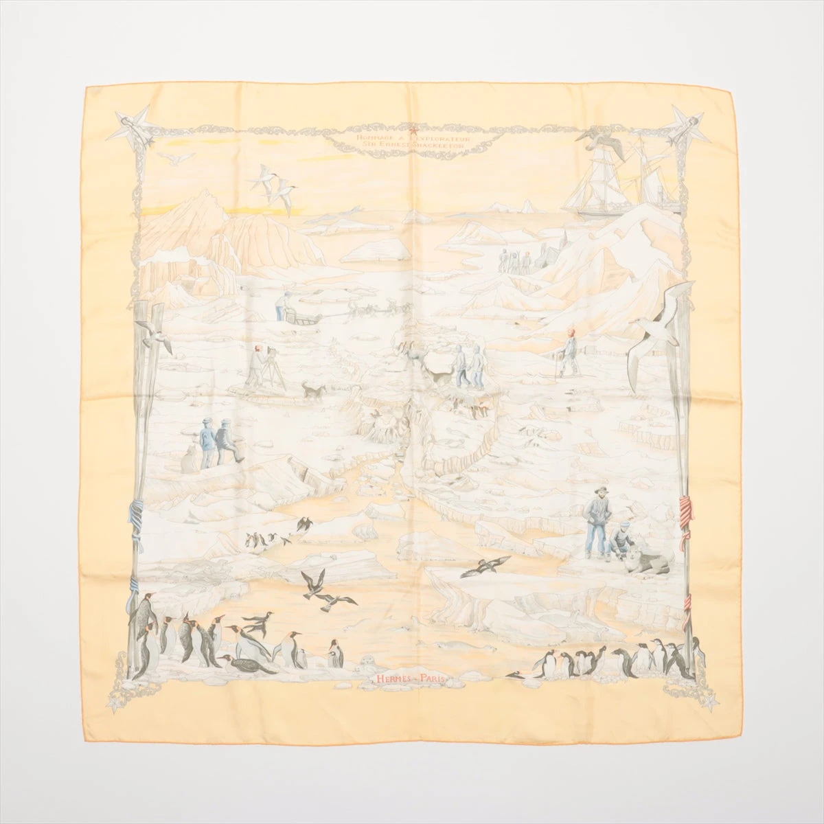 エルメス（HERMES) カレ90 スカーフ　シャクルトン卿へのオマージュ エルメス カレ90 スカーフ シャクルトン卿へのオマージュ 南極探検隊 X