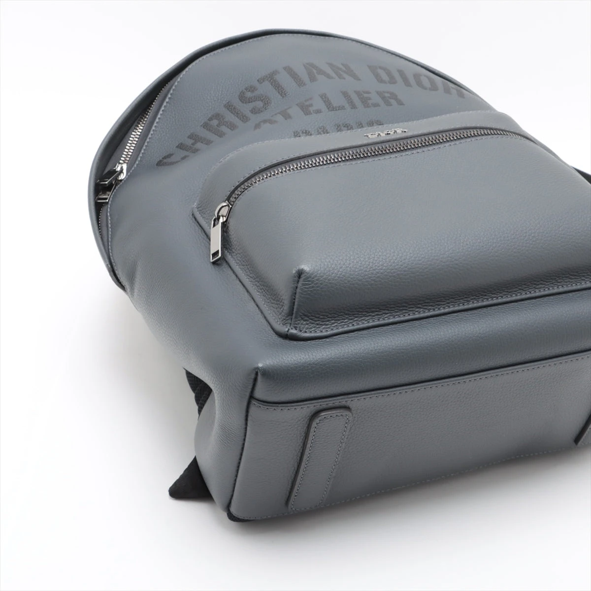 新品未使用 ディオールオム レザーバックパック リュック ディオールオム レザー バックパック/リュック グレー A3265782｜中古