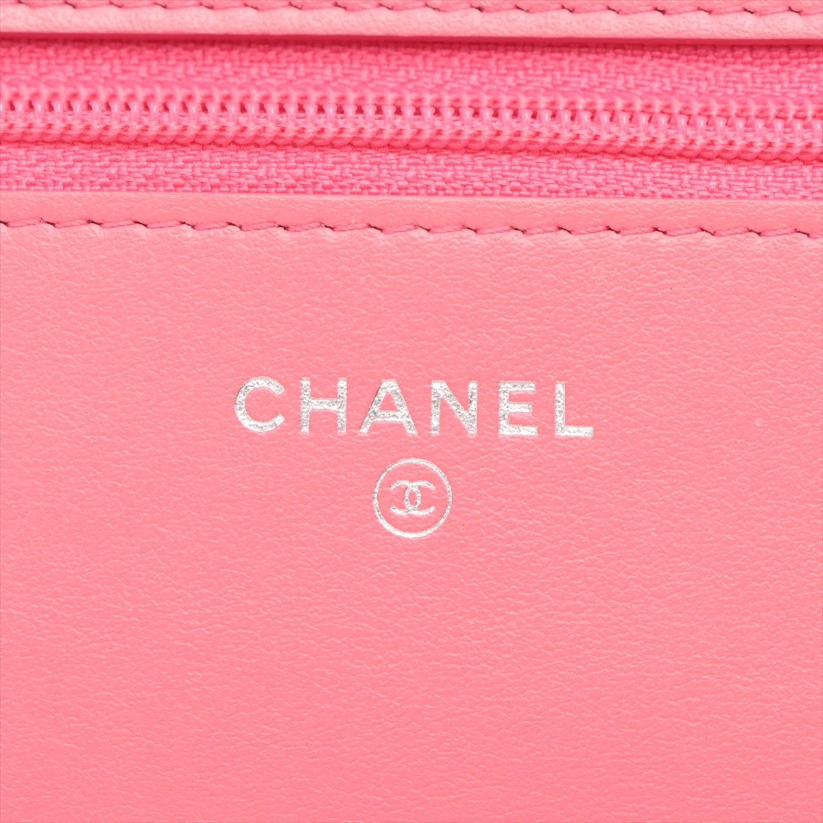 シャネル カメリア キャビアスキン チェーンウォレット ピンク