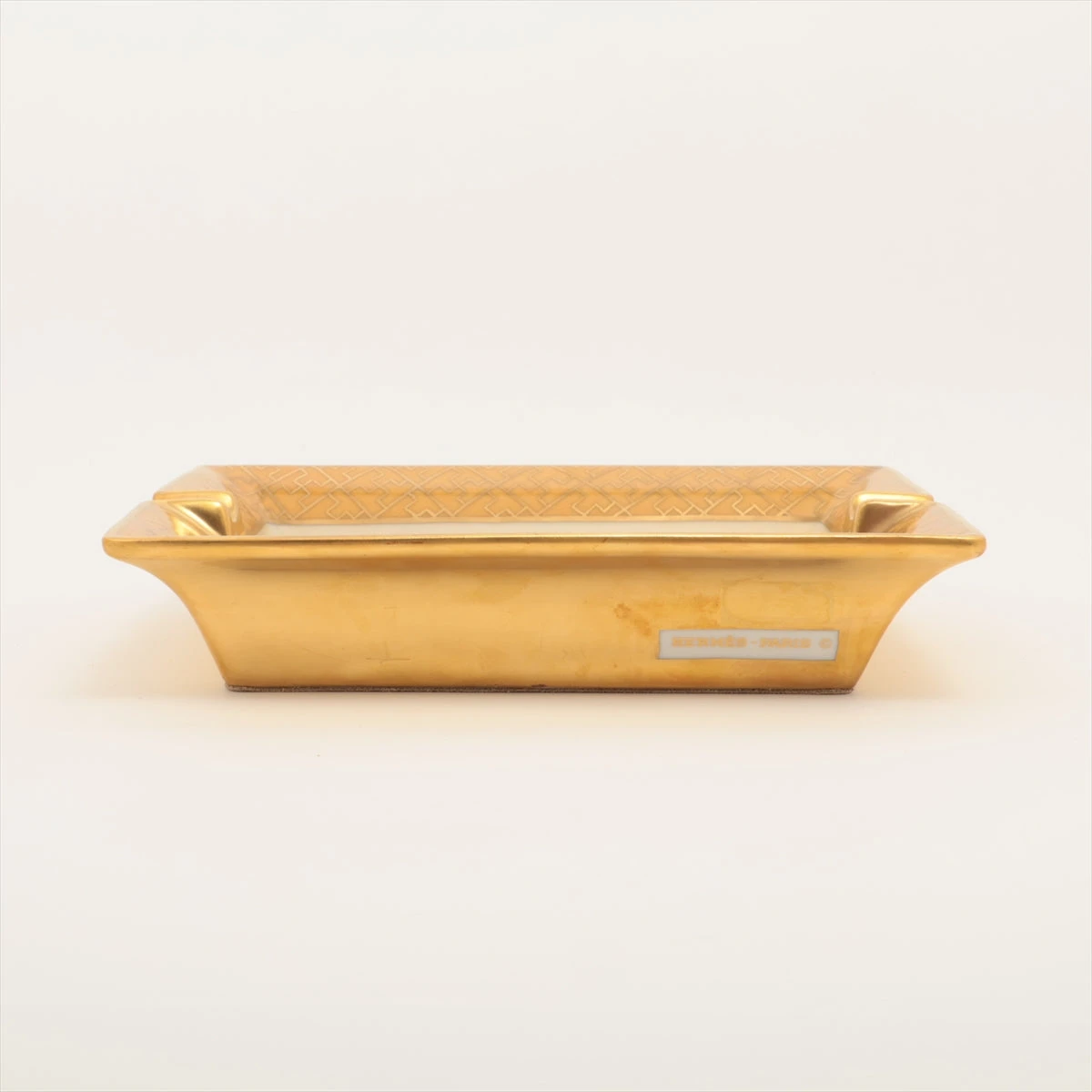 HERMES♥幾何学模様 陶器製灰皿 金縁 HERMES - 【未使用】HERMES 灰皿の通販 by bubu's shop