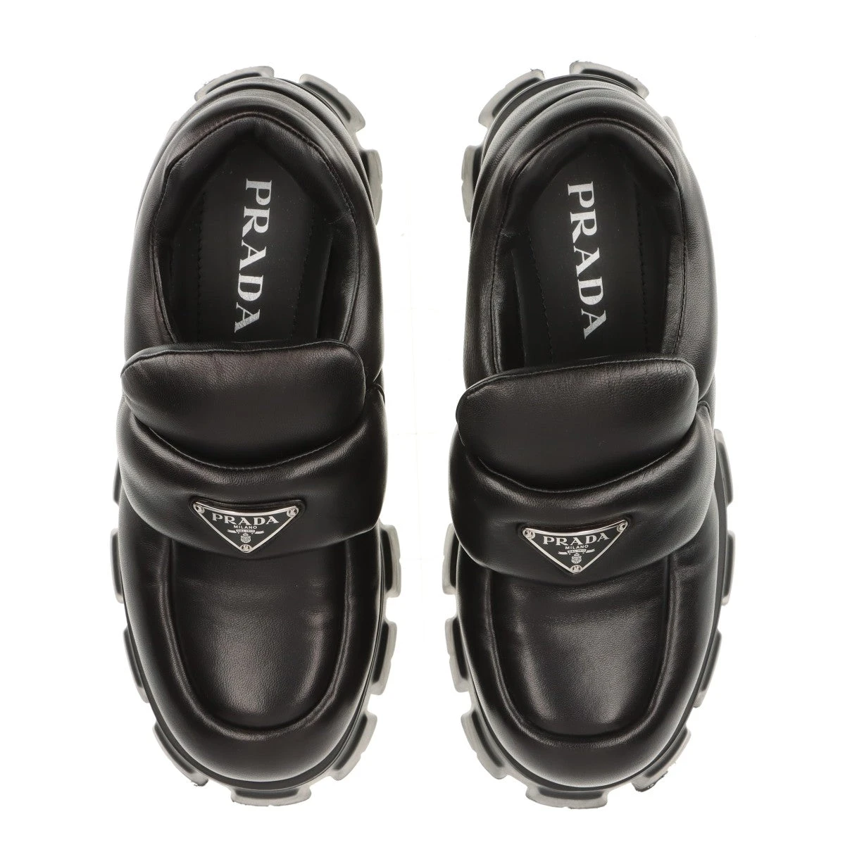 正規品PRADA モノリス ローファー ブラック サイズ7 (26.0cm相当) プラダ/シューズ/黒×シルバー/サイズ：9(日本サイズ28.0cmに相当