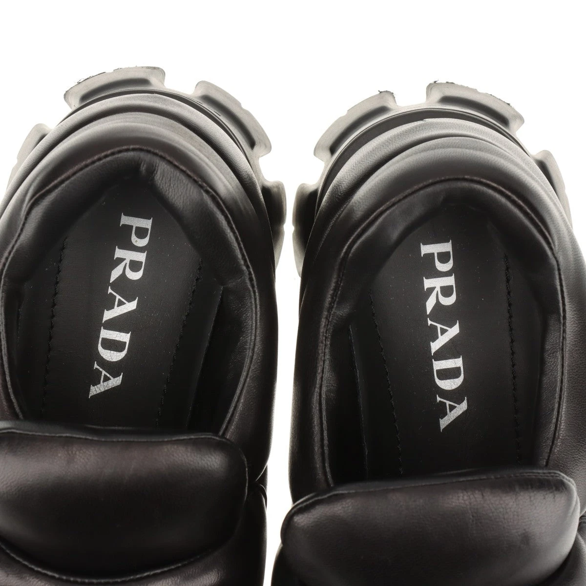 【PRADA】ロゴ Monolith レザー トライアングル ローファー 靴 プラダ モノリス パテントレザー ローファー 35.5 レディース