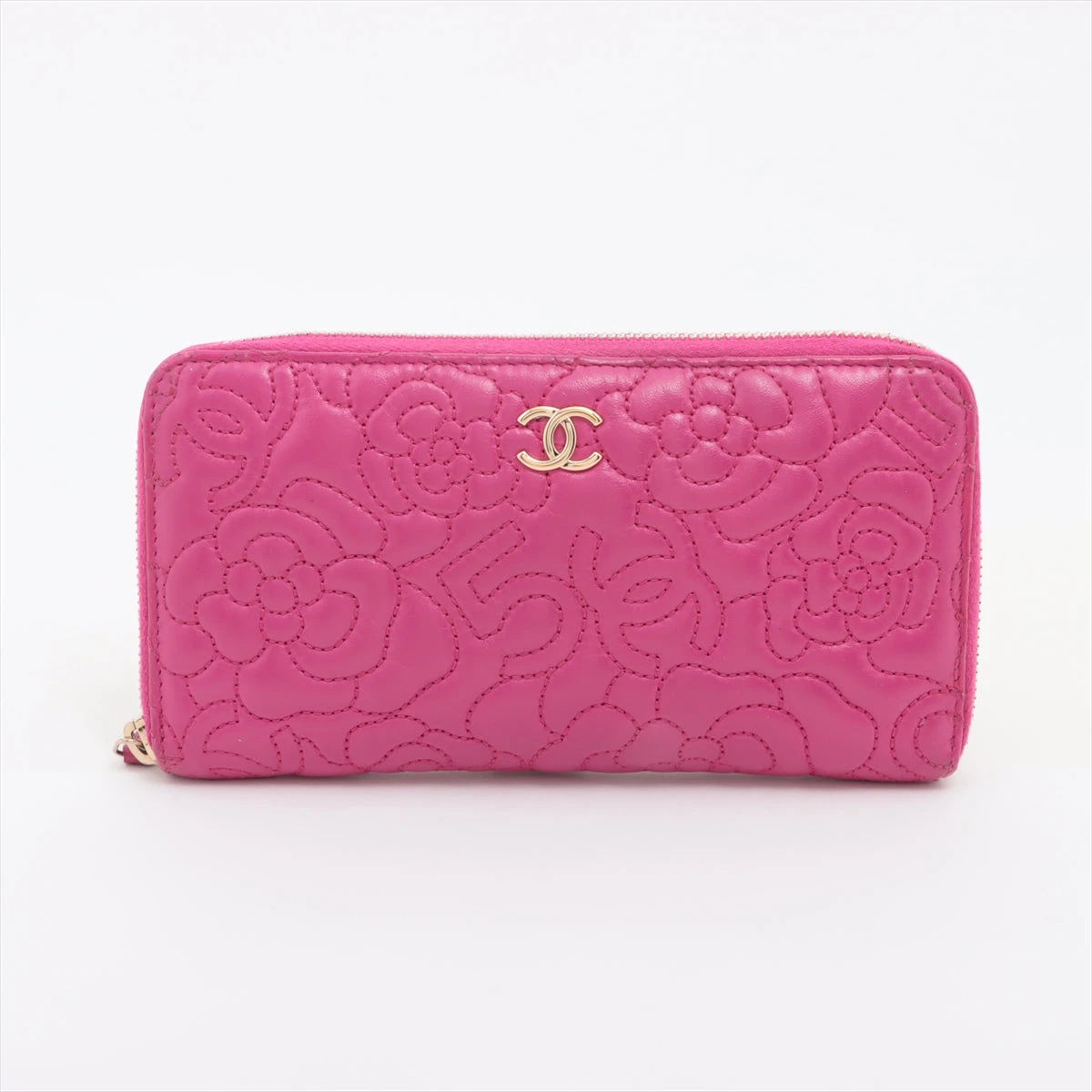 CHANEL シャネル ラムスキン カメリア 型押し ラウンドジップ 長財布 シャネル カメリア ラムスキン ラウンドジップウォレット 26番台
