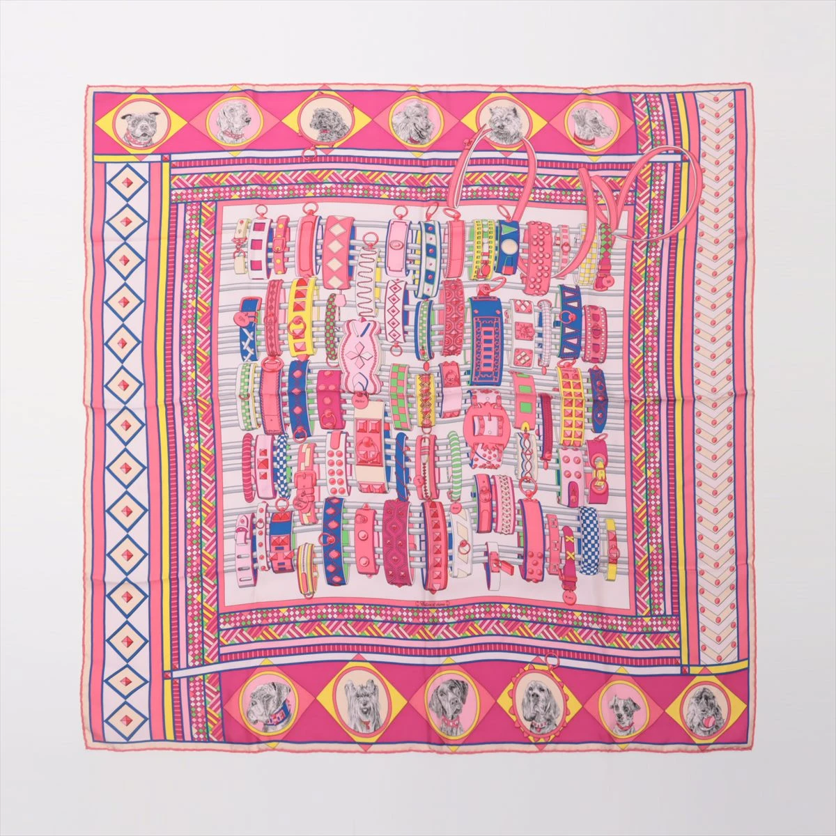 美品 可愛い エルメス シルクスカーフ セルデステップ カレウォッシュ ピンク 美品 可愛い エルメス シルクスカーフ セルデステップ カレウォッシュ