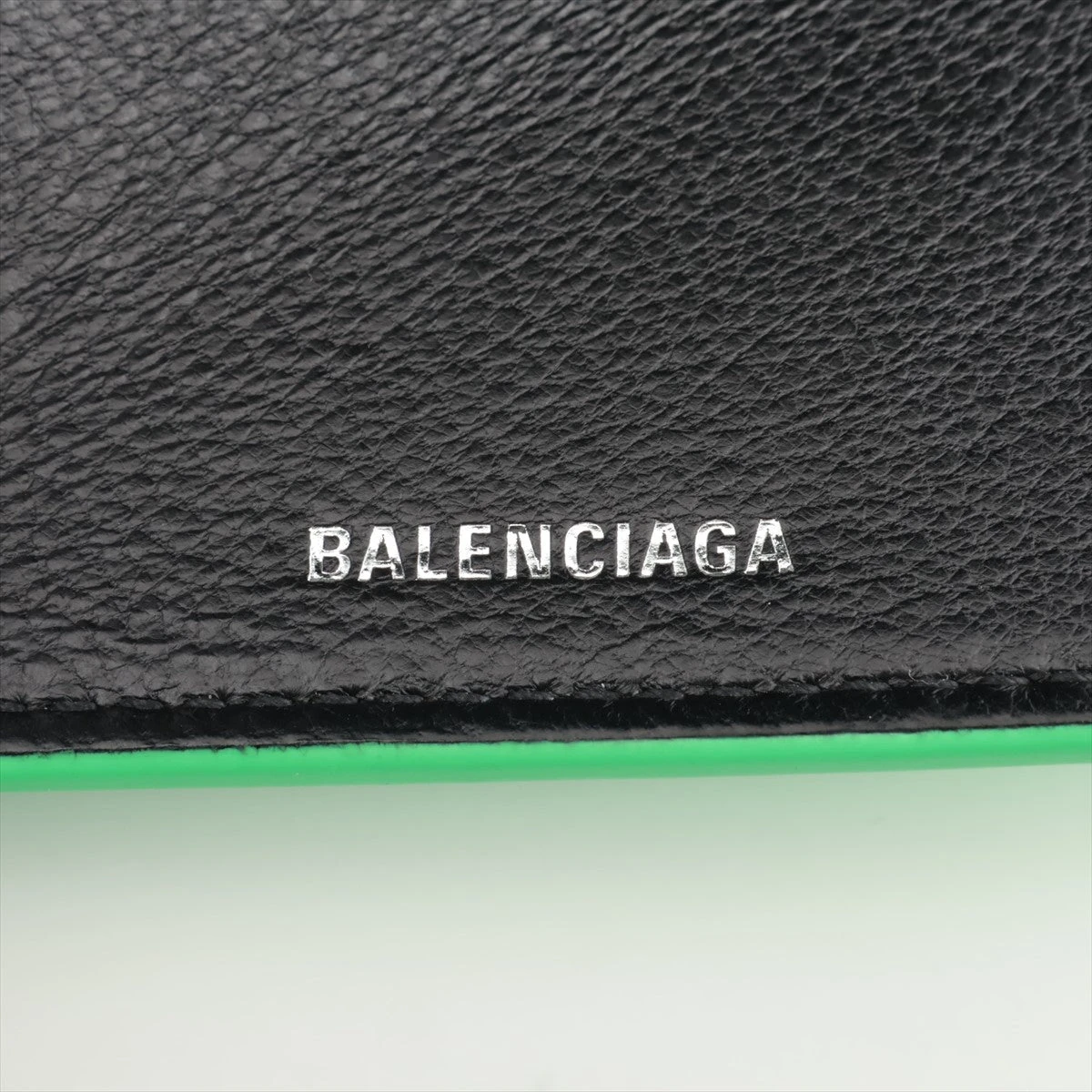 希少　美品 バレンシアガ 　クロコ型押し　ペーパーコンパクトウォレット　グリーン 希少美品 バレンシアガ クロコ型押しペーパーコンパクト